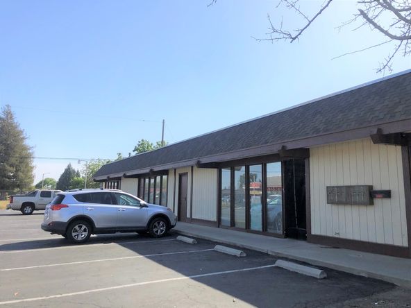 Value Add Investment: 2 Commercial Office Buildings off Mooney: 3200 S Fairway St, Visalia, CA 93277